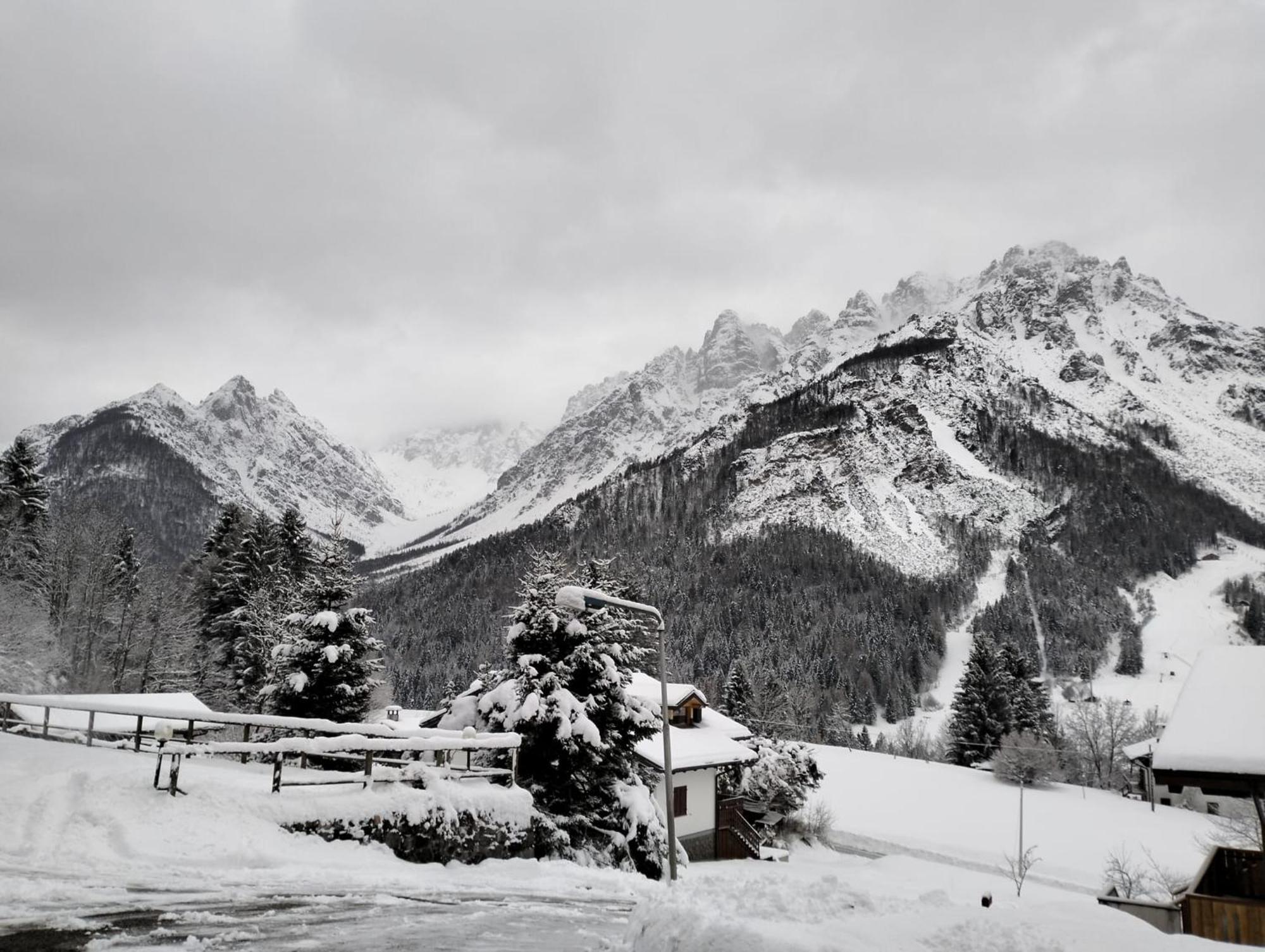 Апартаменти Vista Mozzafiato Sulle Dolomiti Friulane Форні-ді-Сопра Екстер'єр фото